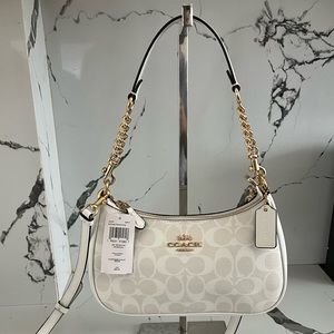 Coach Teri Shoulder Bag In Signature Canvas